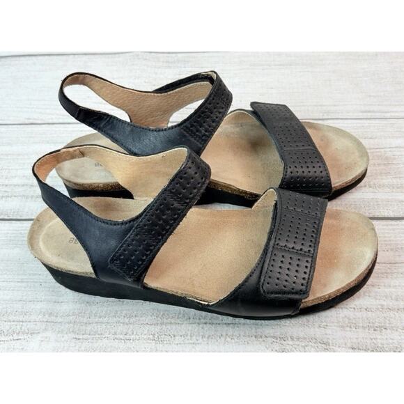 NAOT Women’s Vivian Wedge Sandal Jet Black Adjustable Buckle Size EU 38 - Picture 5 of 7